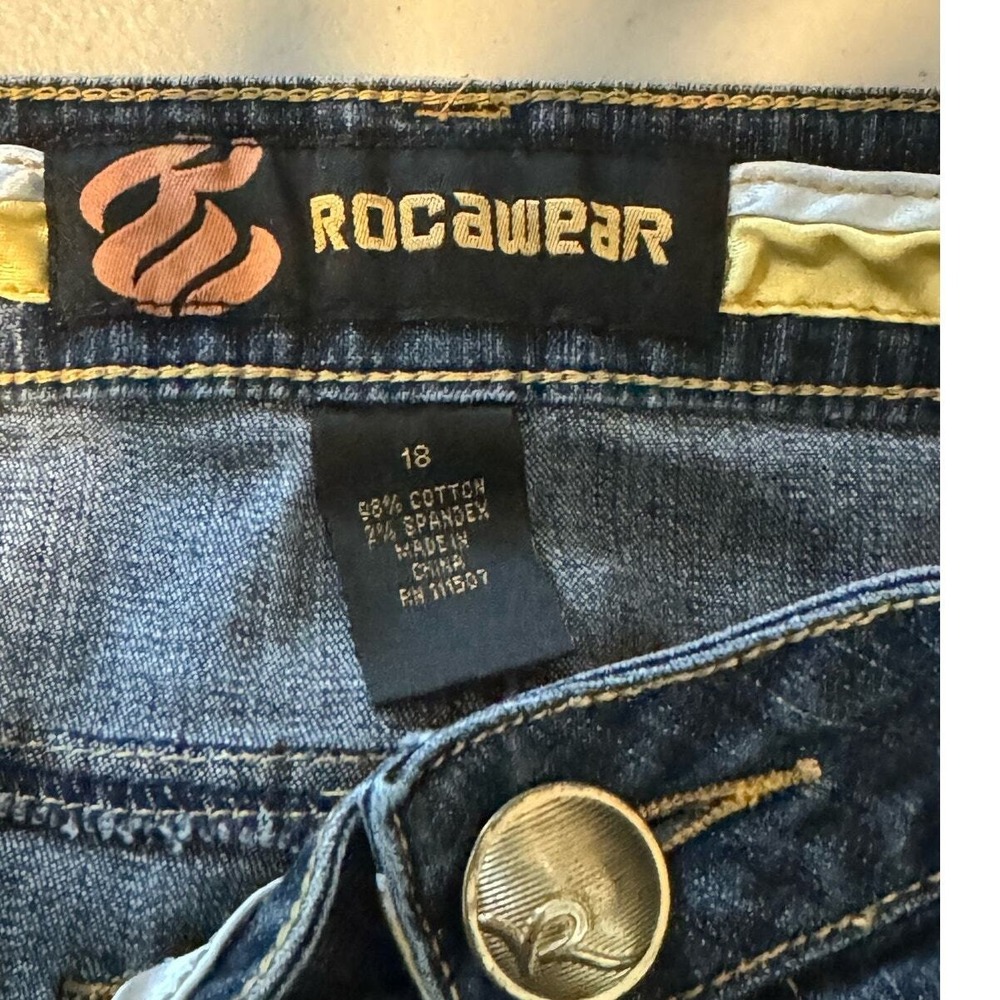 Rocawear Women's Jeans Size 18 Blue Denim‎ Studded Chain Embellished Pockets - Picture 6 of 6